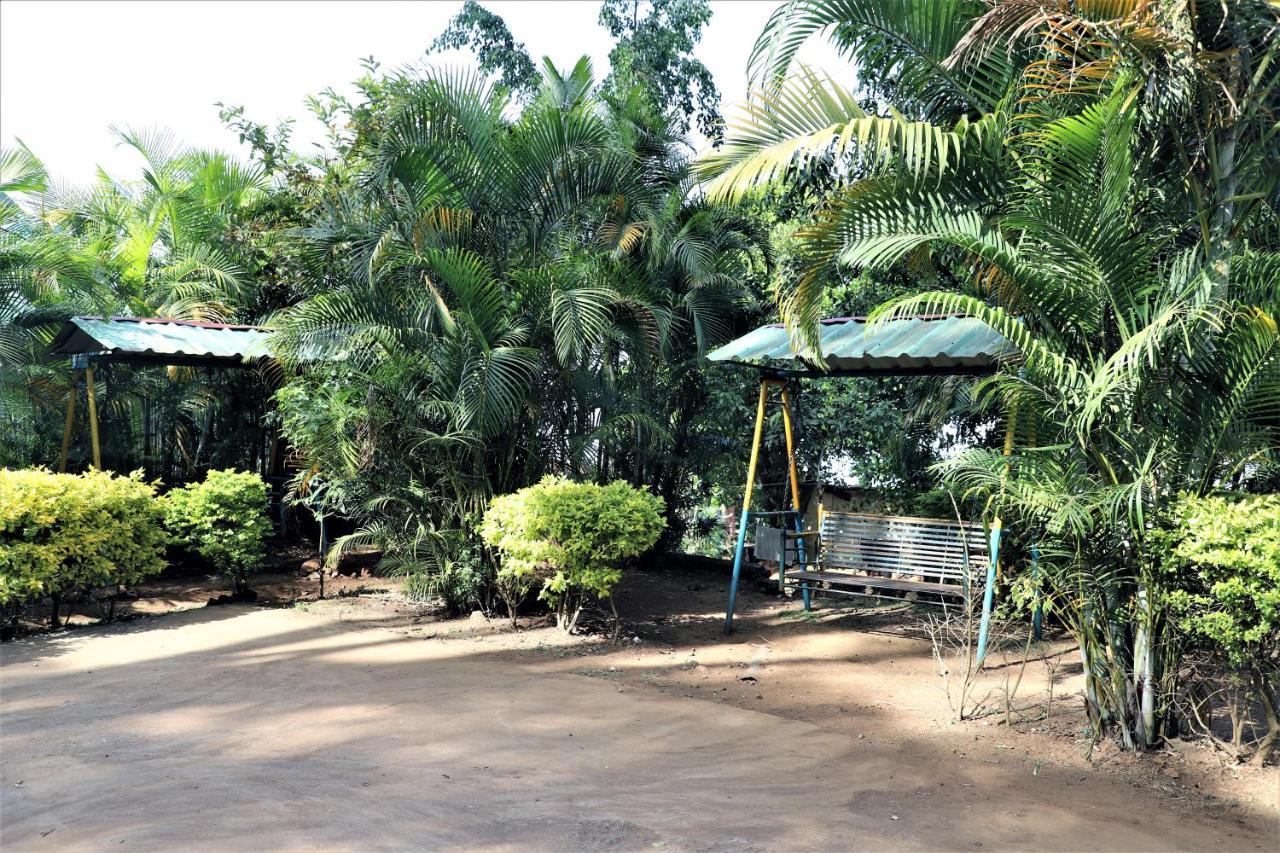 River Palace - A Valley View Hotel Panchgani Extérieur photo